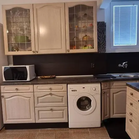 Apartment опълченска