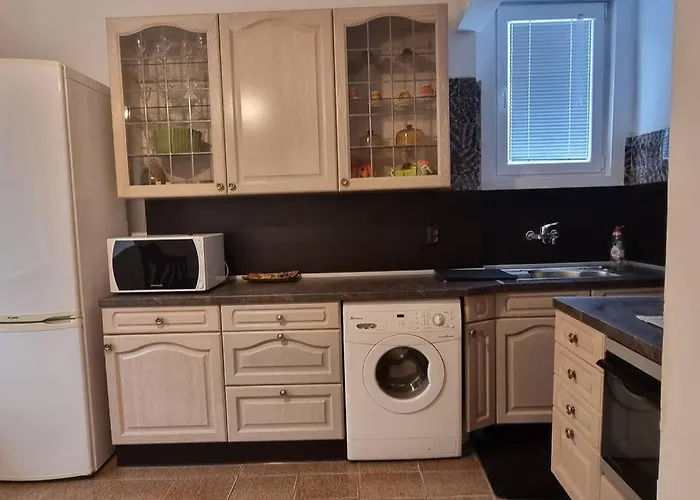 Apartment опълченска